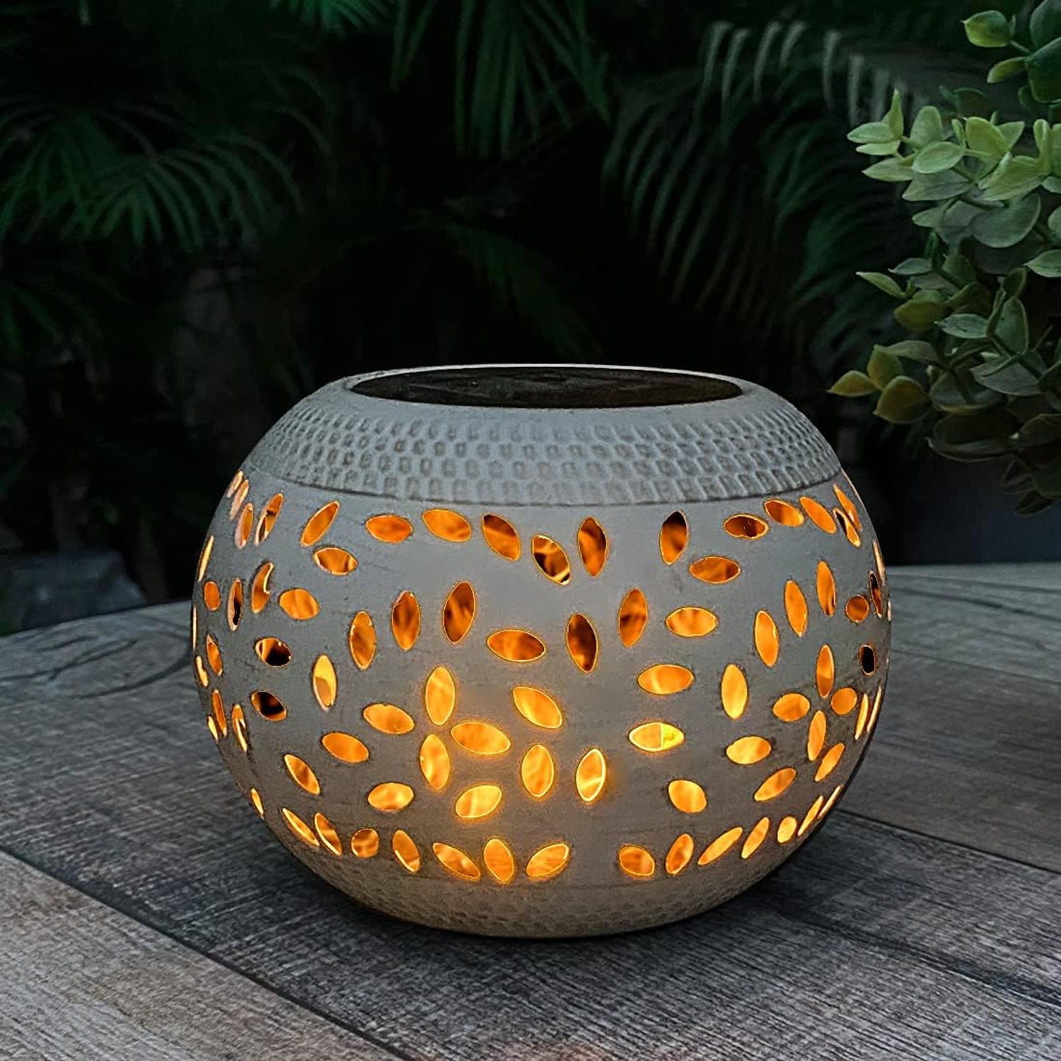 pearlstar Solar Flame Table Lantern
